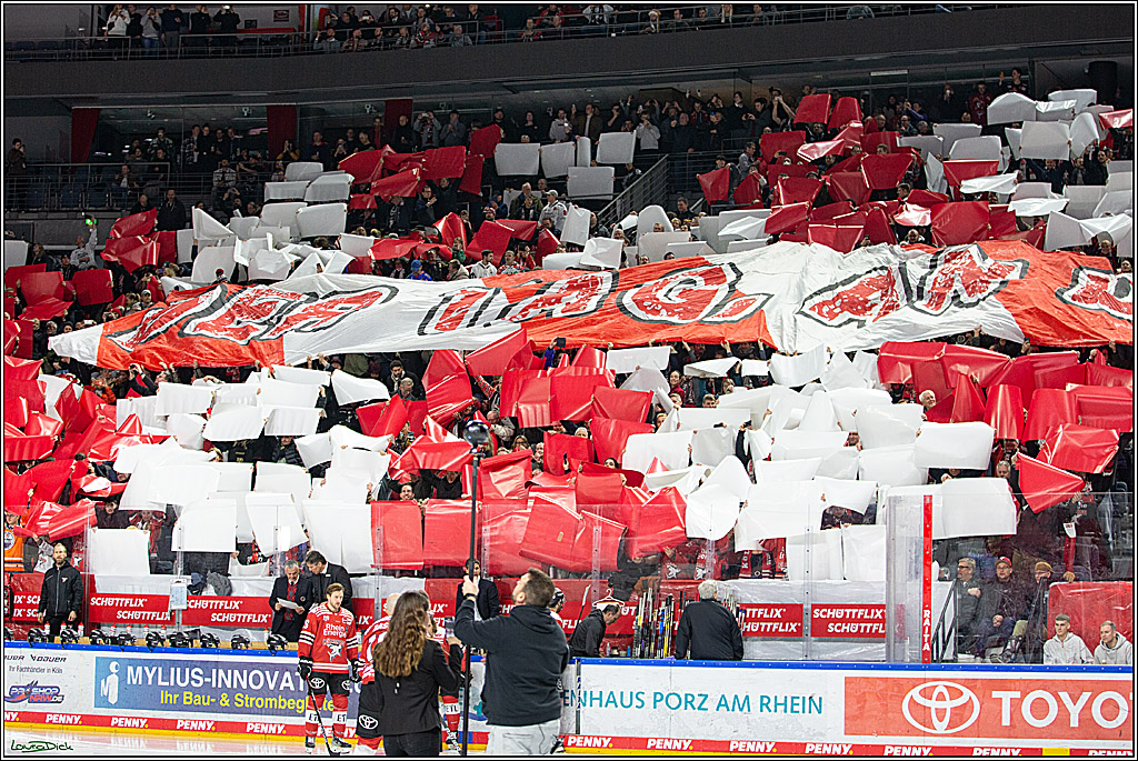 PENNY DEL; Koelner Haie- Duesseldorfer EG; Koeln, 16.12.2022